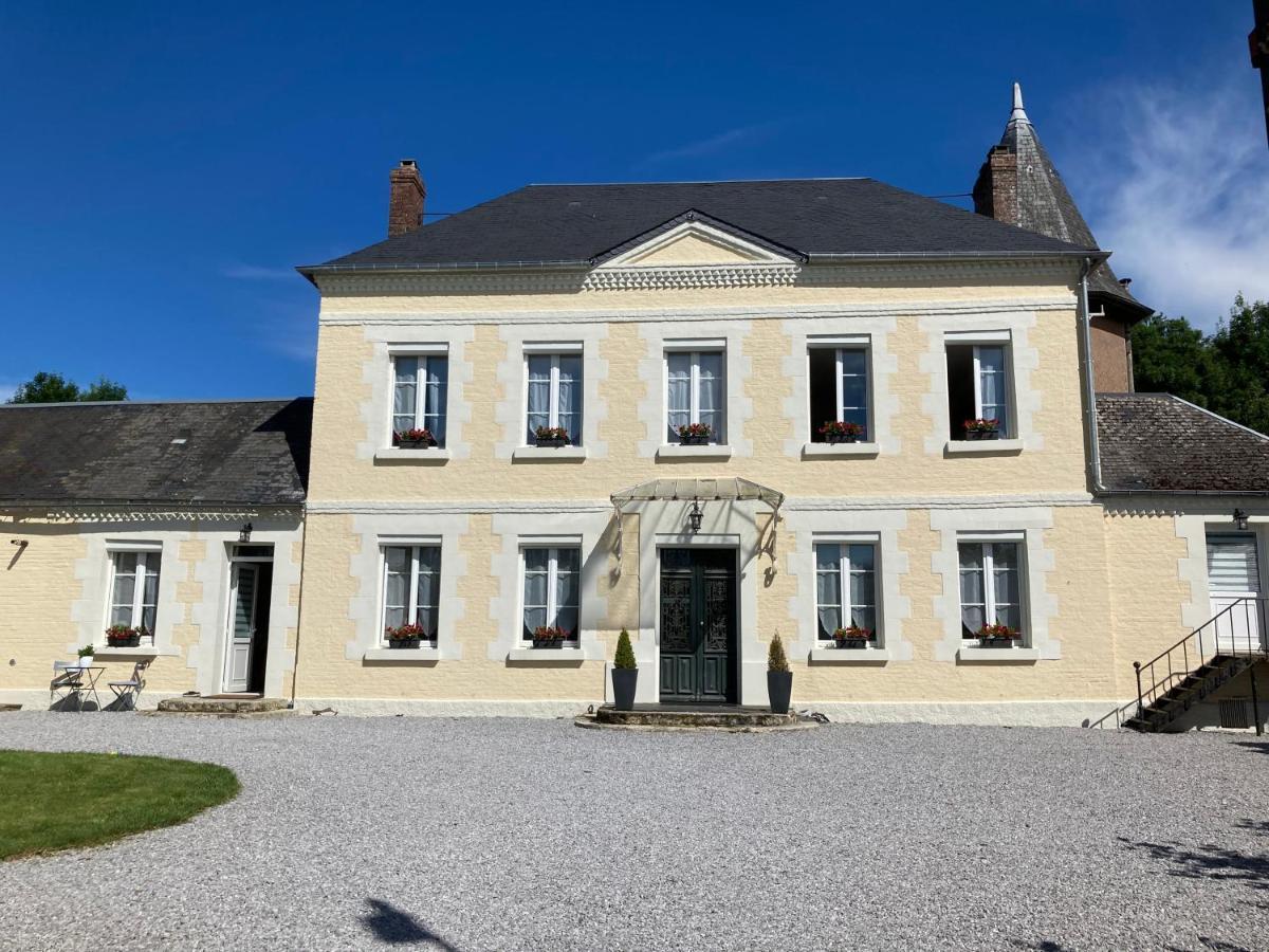 Au Domaine Du Predieu Vila Crécy-sur-Serre Exterior foto